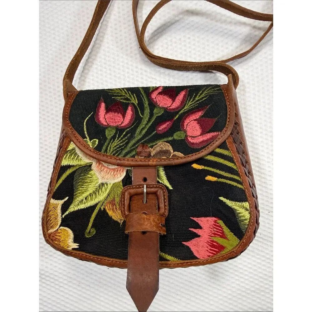 Boho Floral Embroidered Crossbody Bag - Black and Brown - Picture 2 of 11